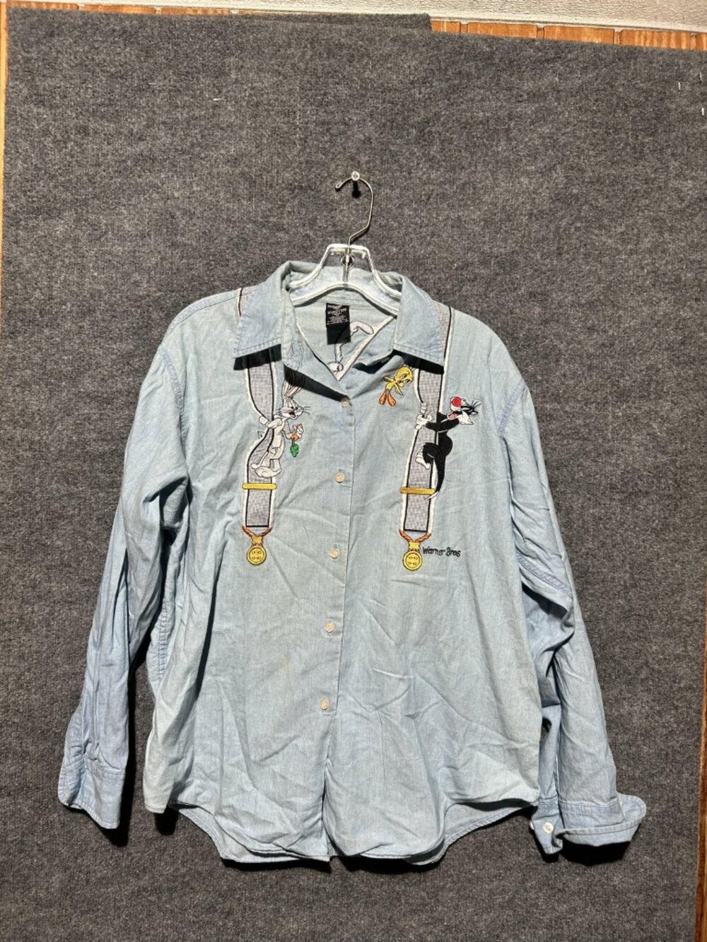 Vintage Warner Bros Store Shirt Womens Medium Blue Looney Tunes Embroidered 90s